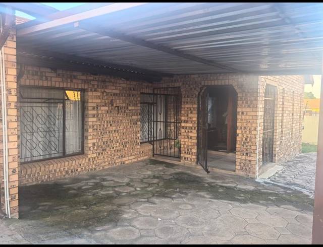 3 BEDROOM HOUSE FOR SALE IN SOSHANGUVE GG